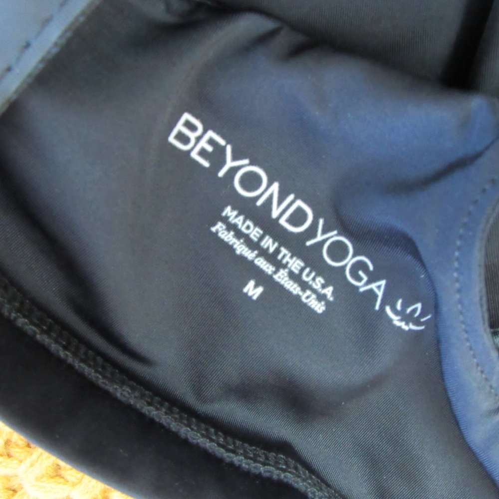 Beyond Yoga Learn The Ropes Black Bra MEDIUM - Picture 4 of 5